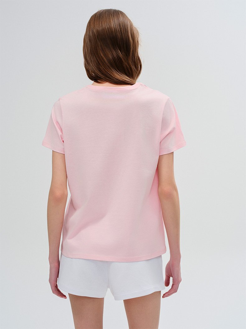 Pembe T-shırt