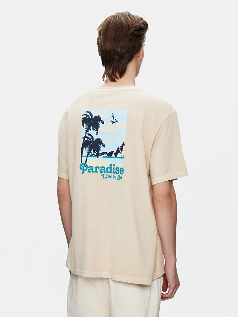 Beige T-shirt