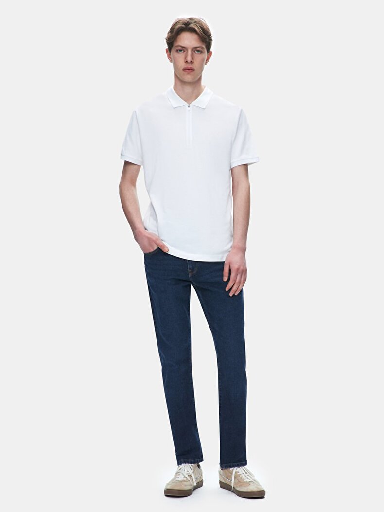 White T-shirt