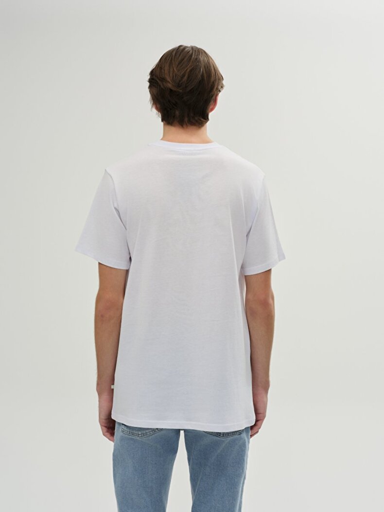 White T-shirt
