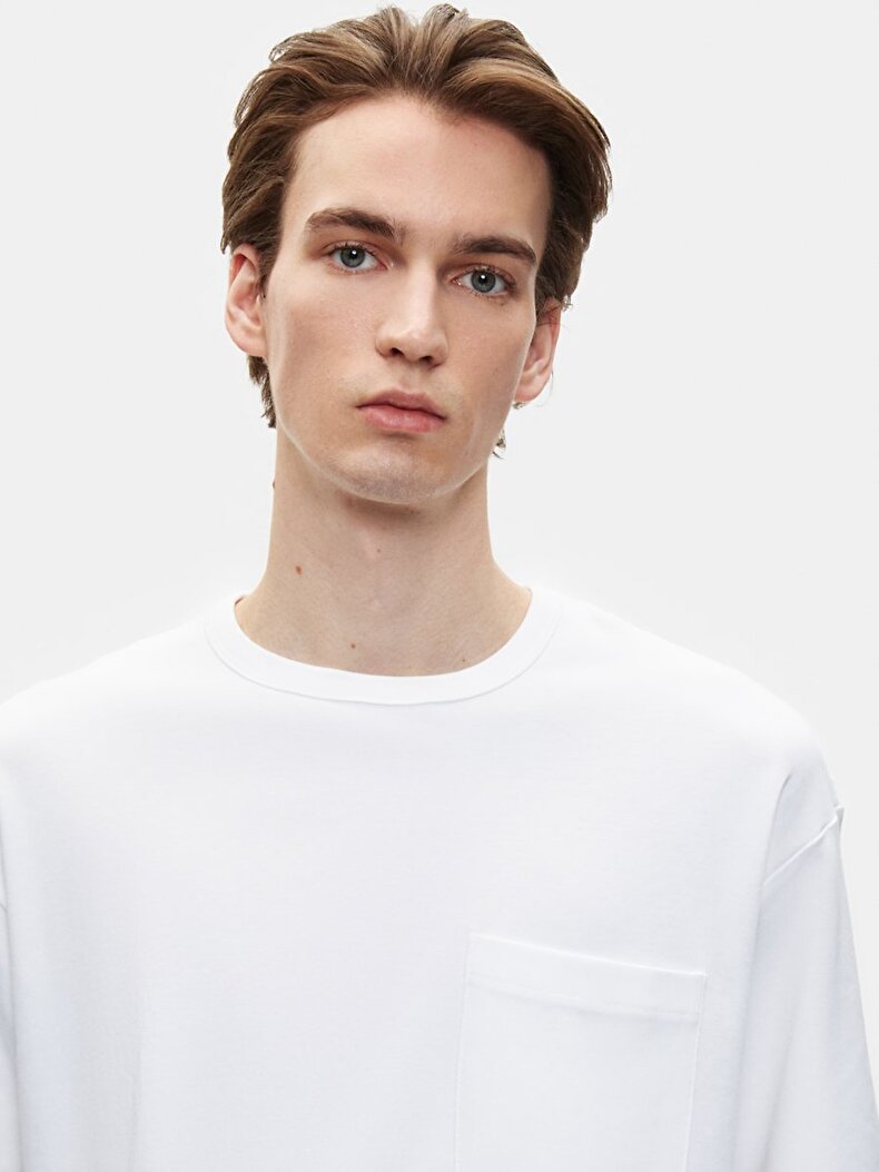 Loose Beyaz T-shırt