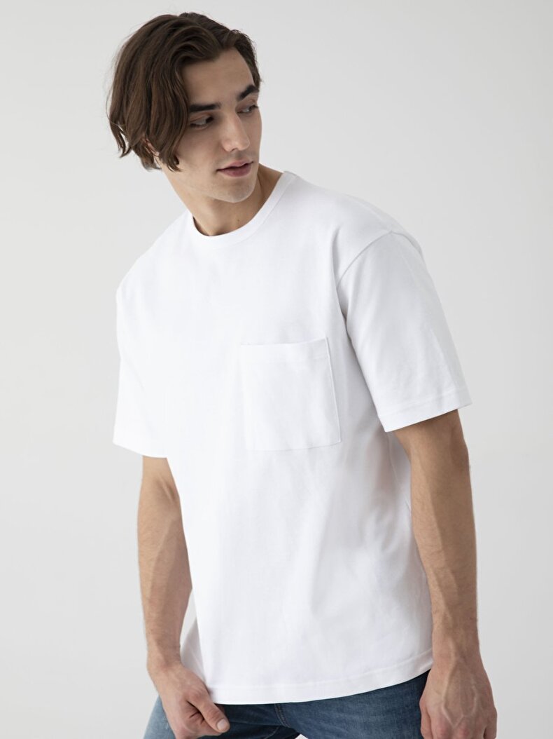 White T-shirt