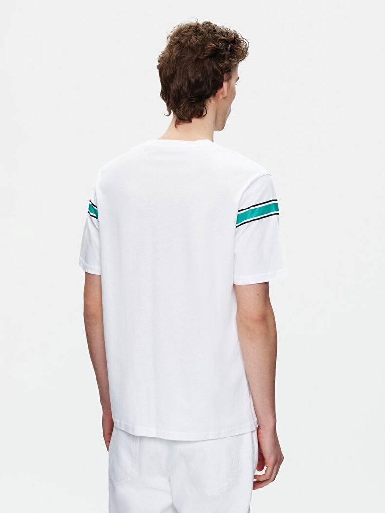 White T-shirt