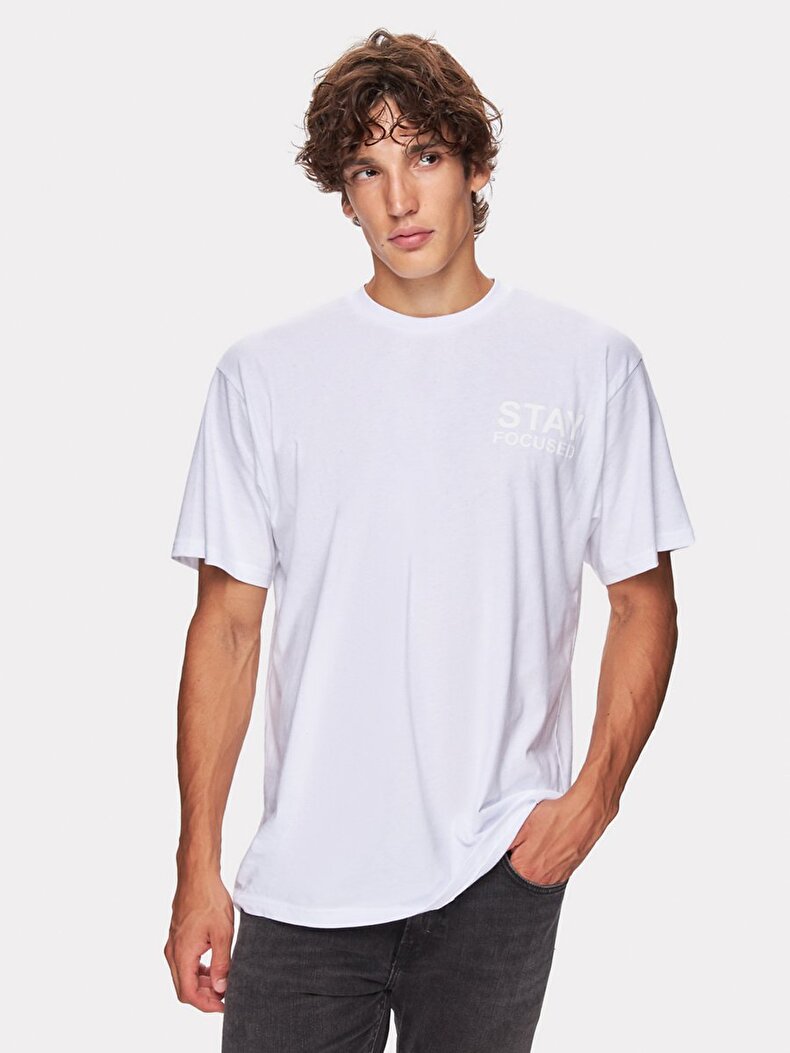Beyaz T-shırt