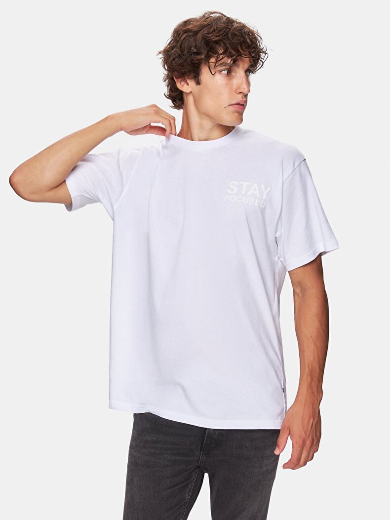 Beyaz T-shırt