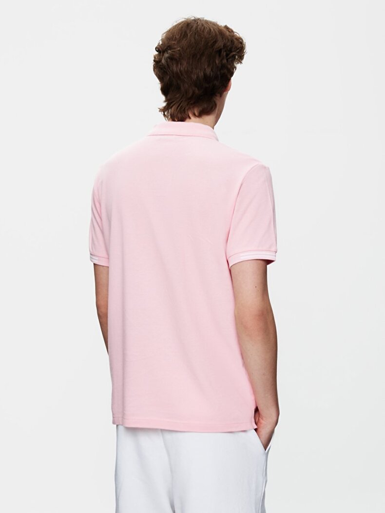 Pembe T-shırt