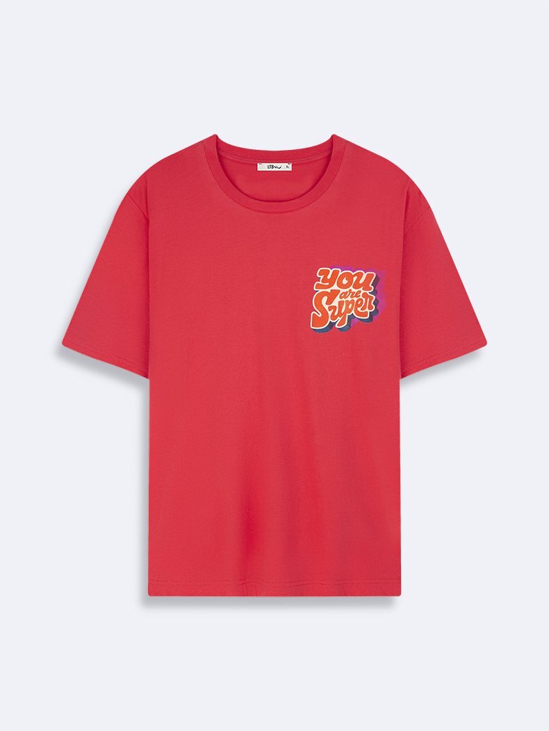Pembe T-shırt