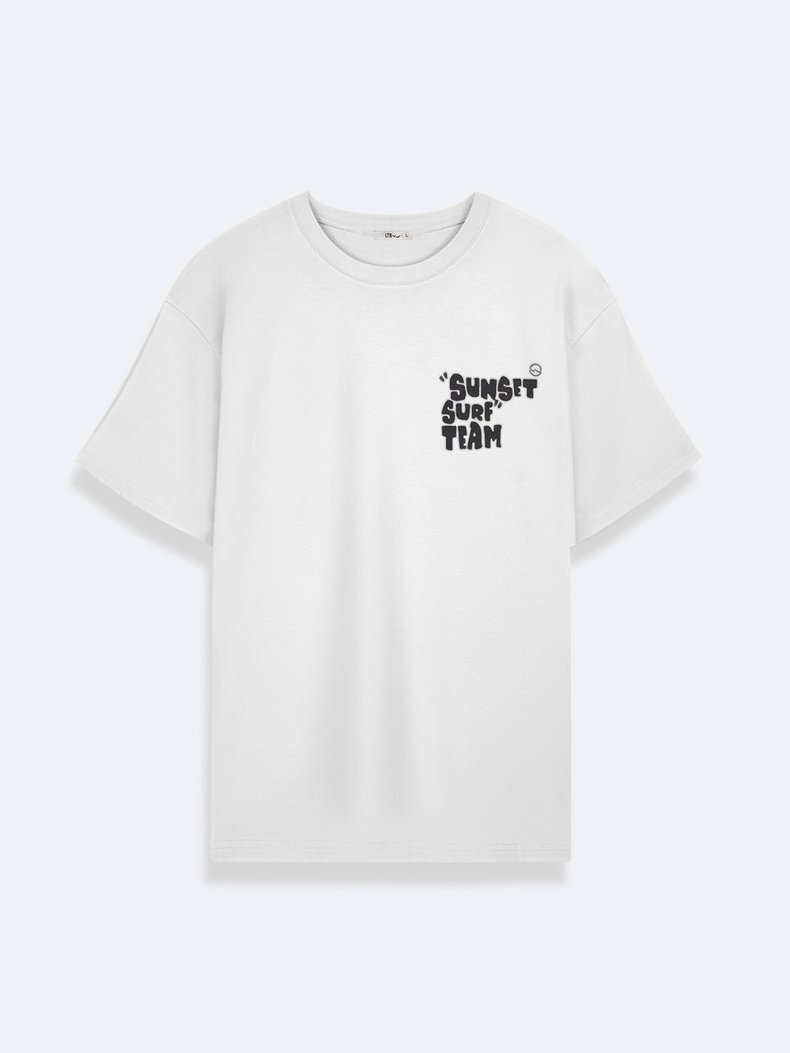 Beyaz T-shırt