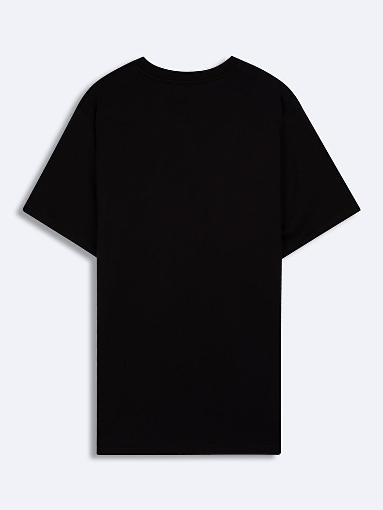 Black T-shirt