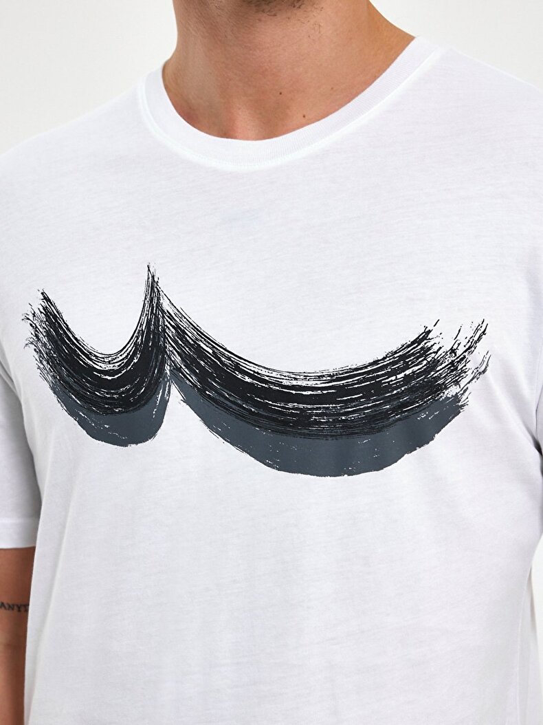 White T-shirt