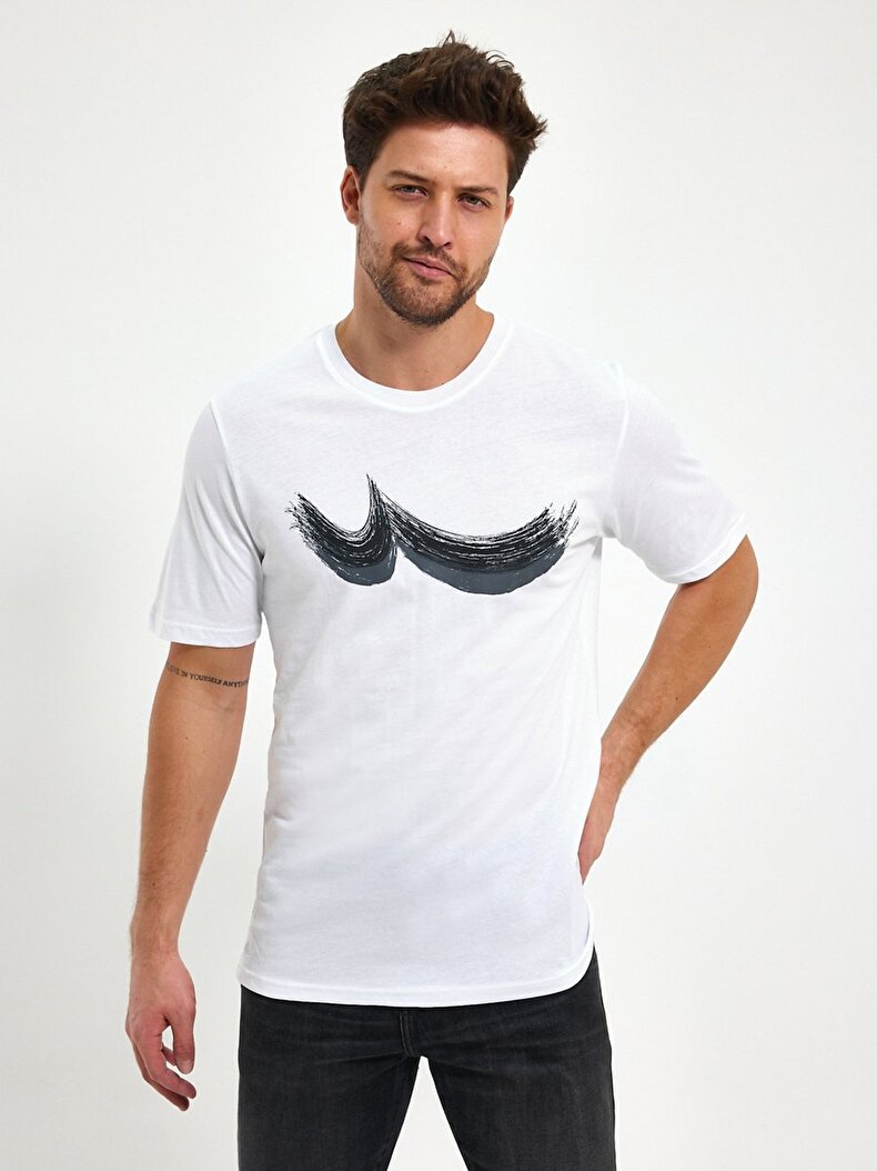 White T-shirt