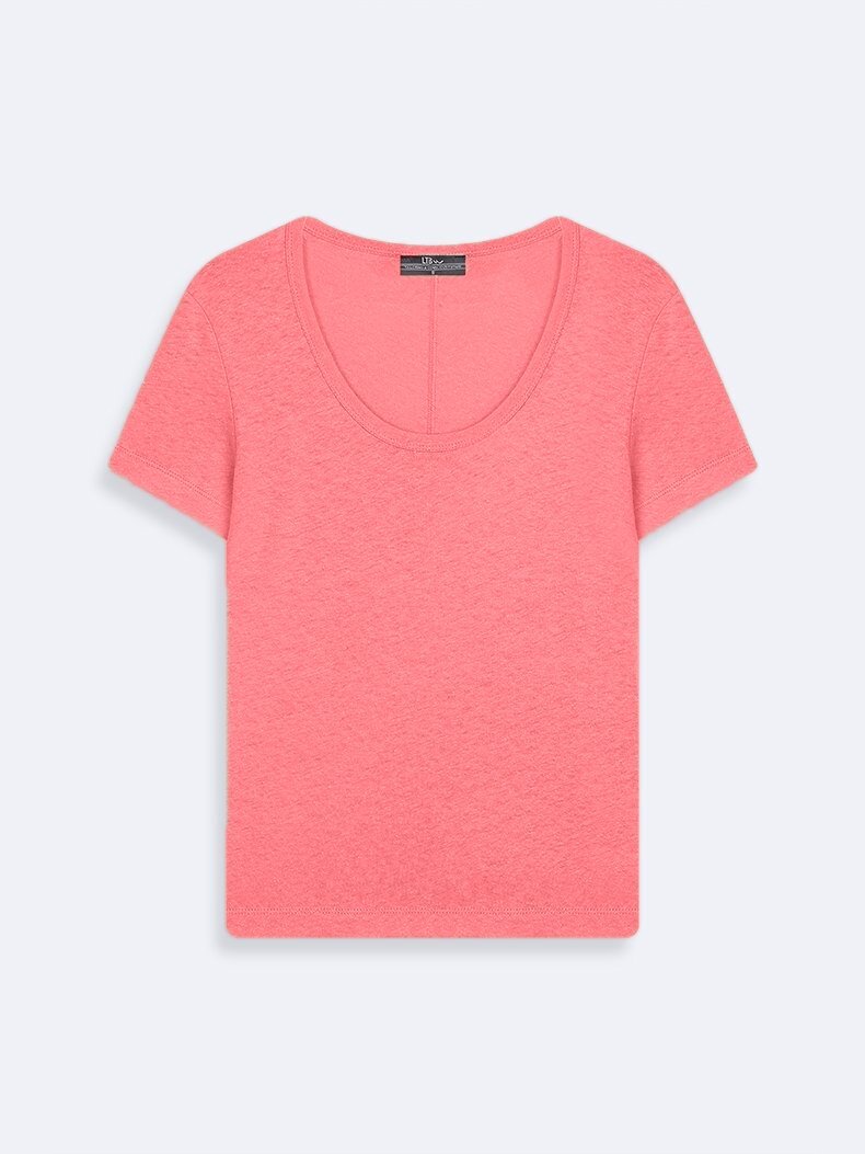 Pembe T-shırt