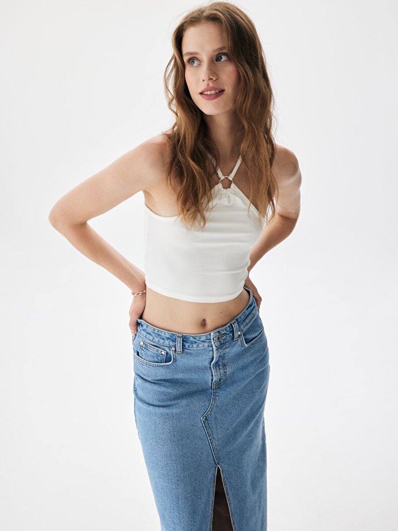 Halter Collar White Athlete