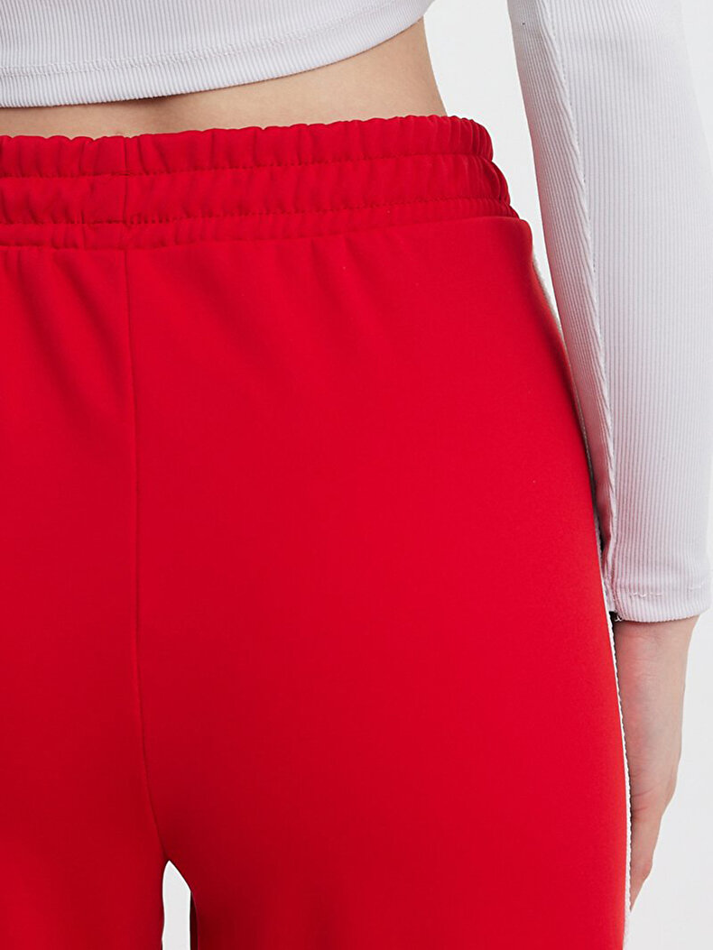 Şeritli Kırmızı Pantolon