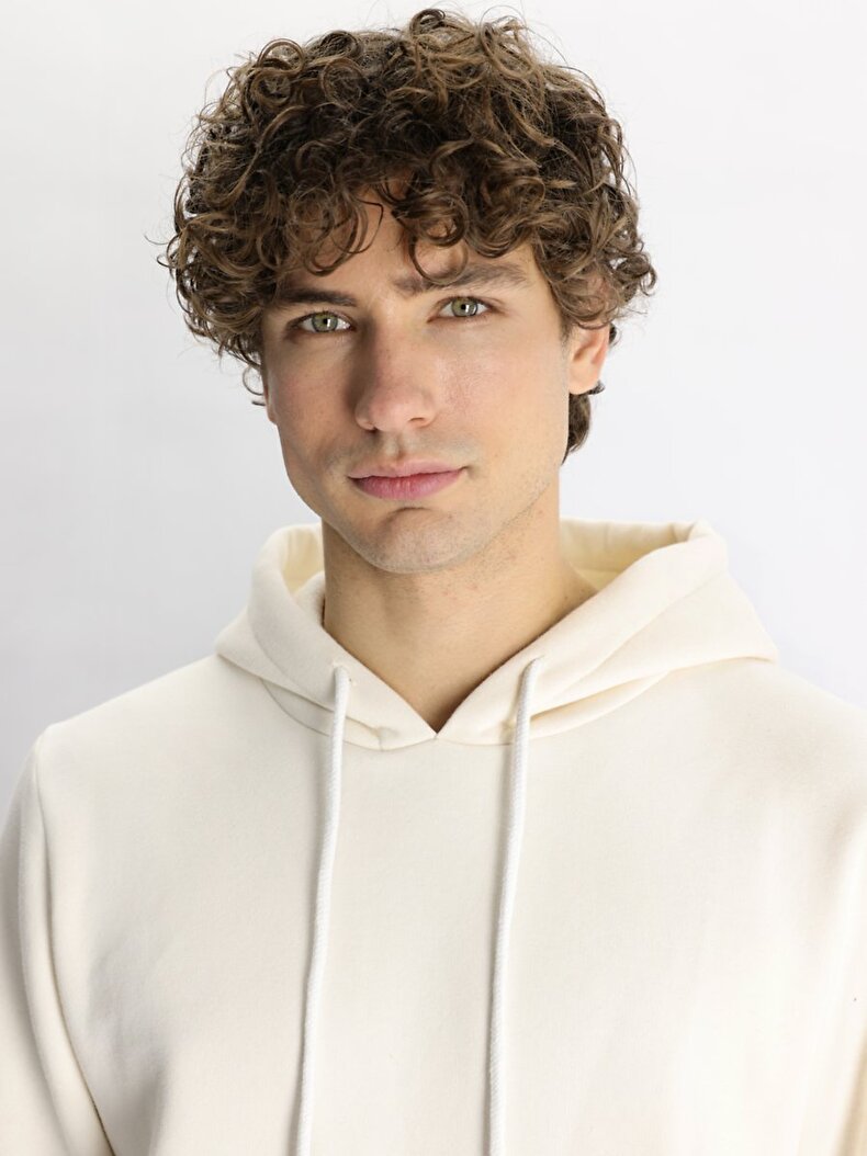With Hood Sweatshirt