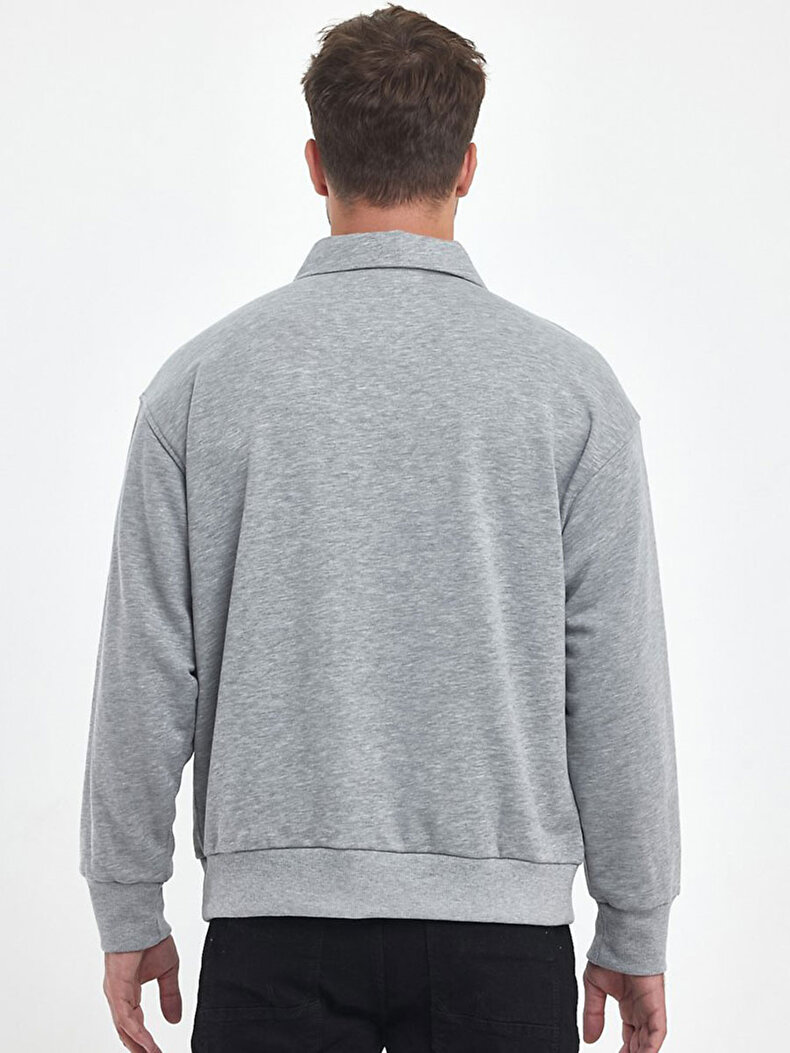 Grey Sweatshirt