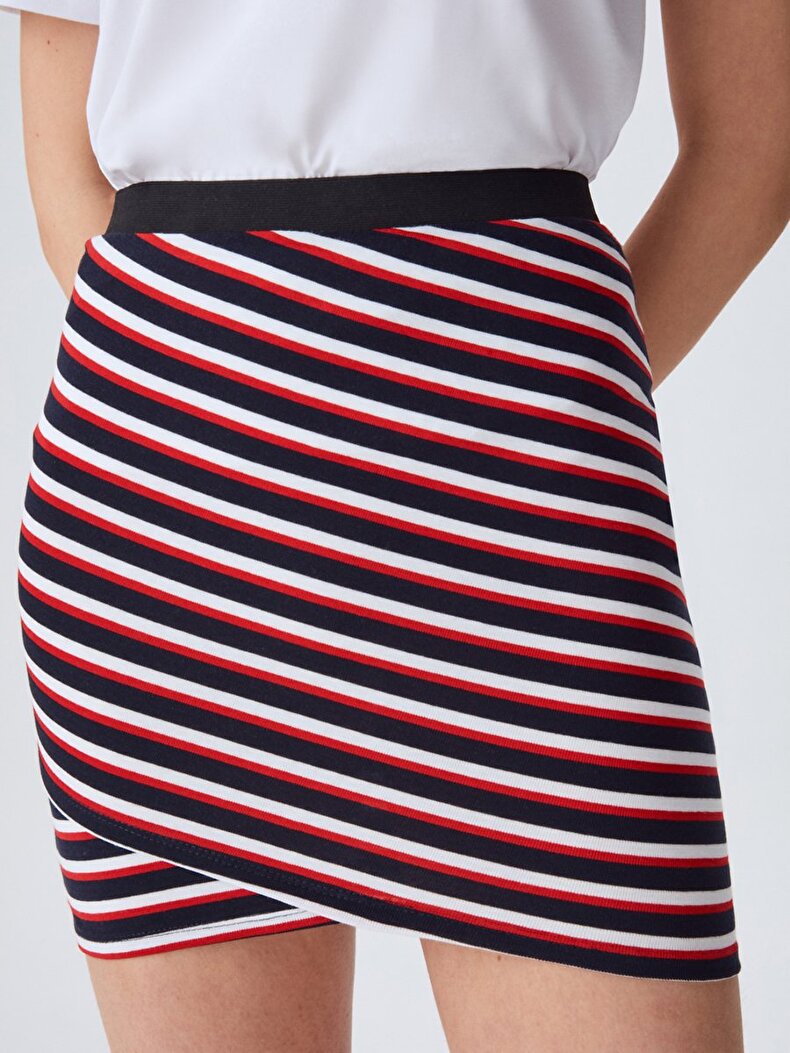Striped Print Short Skirt