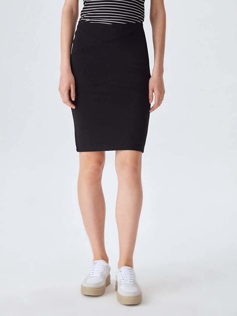 Short Tight Black Skirt