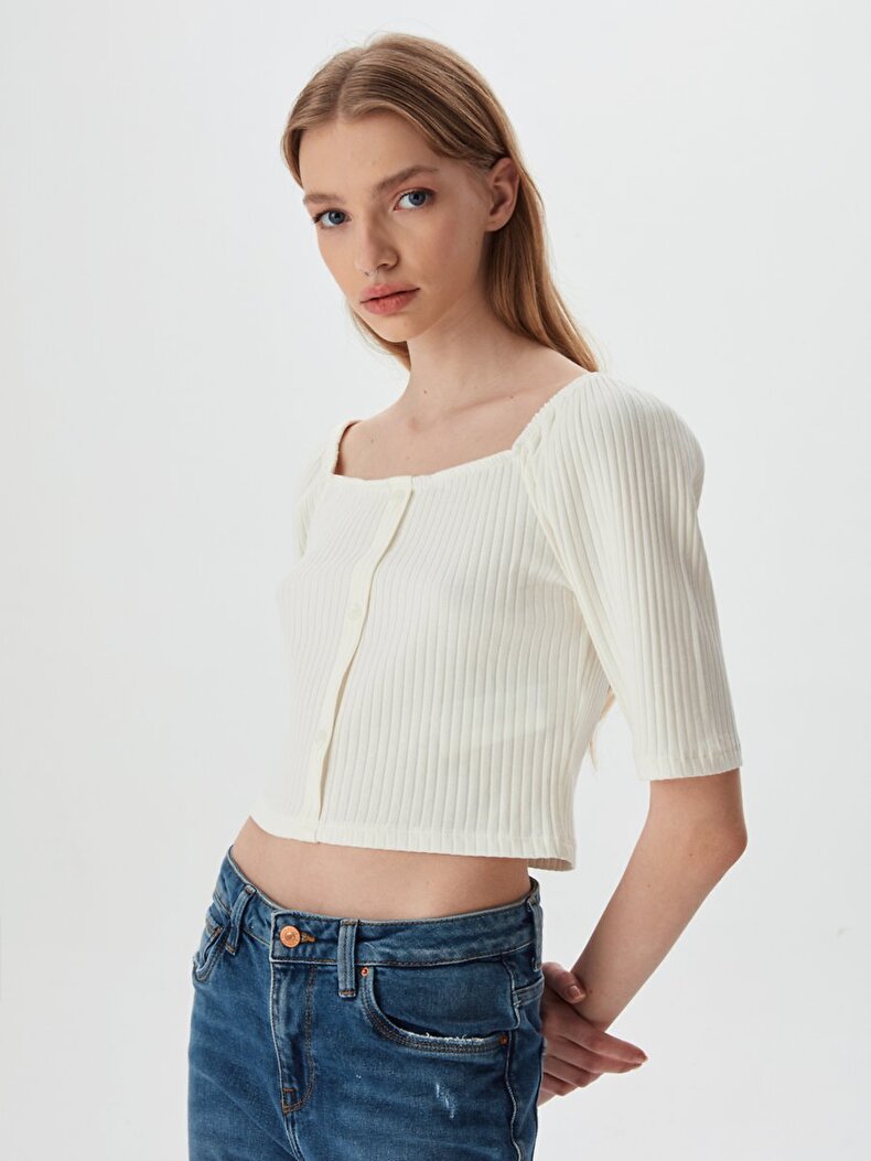 Buttoned Ribbed Ball White T-shirt