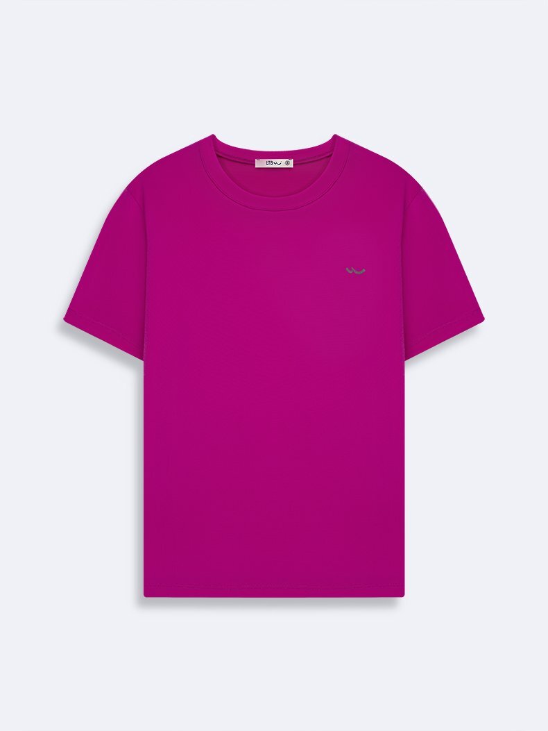 Pembe T-shırt