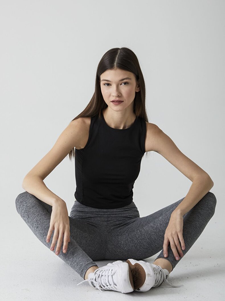 Halter Yaka Siyah Atlet