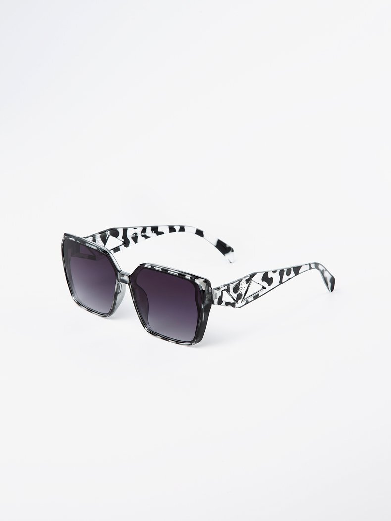 Black Glasses
