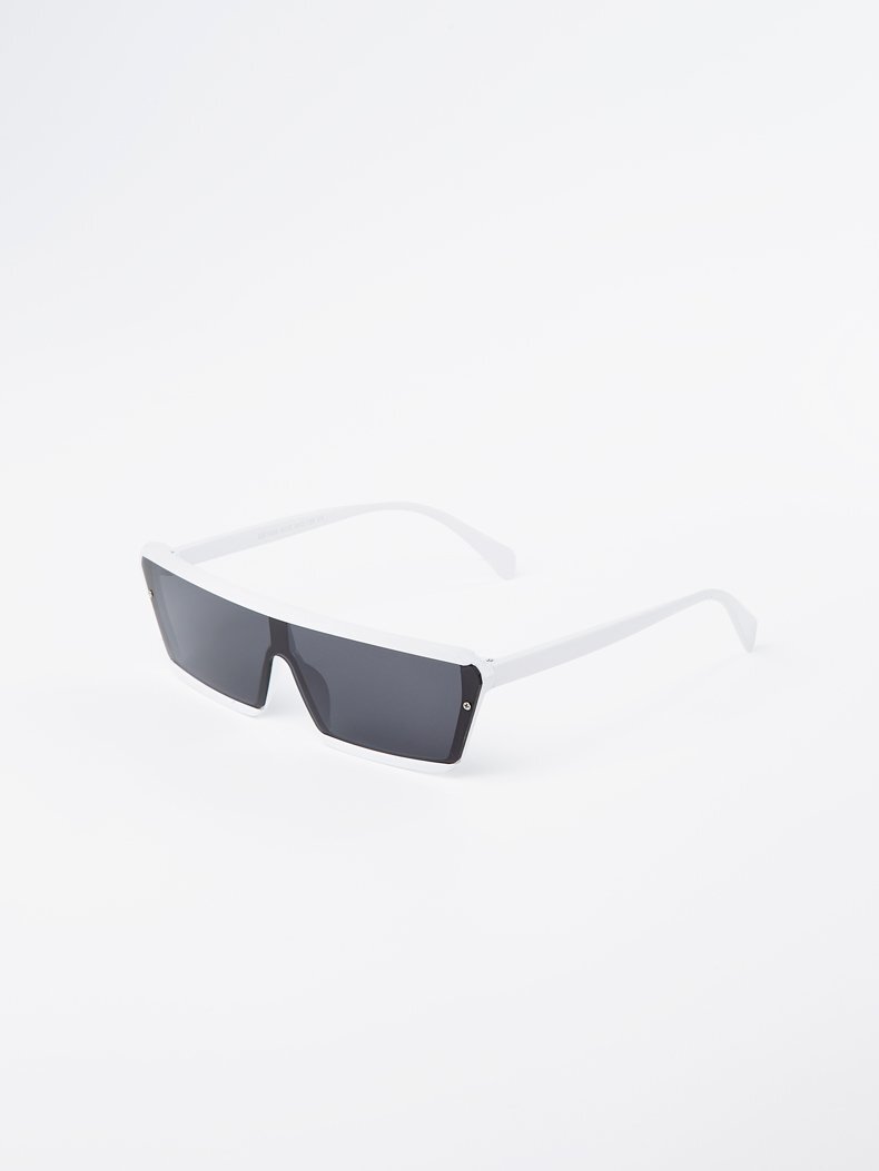 White Glasses