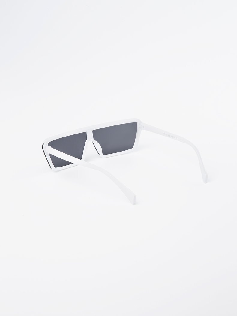 White Glasses