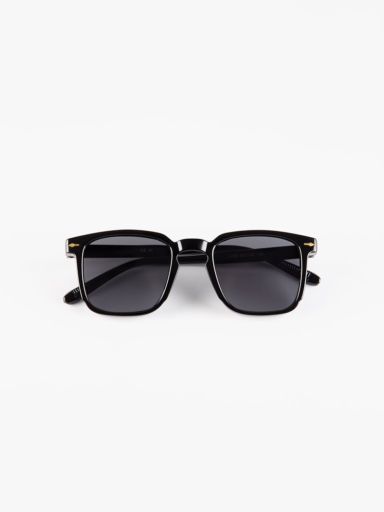 Black Glasses