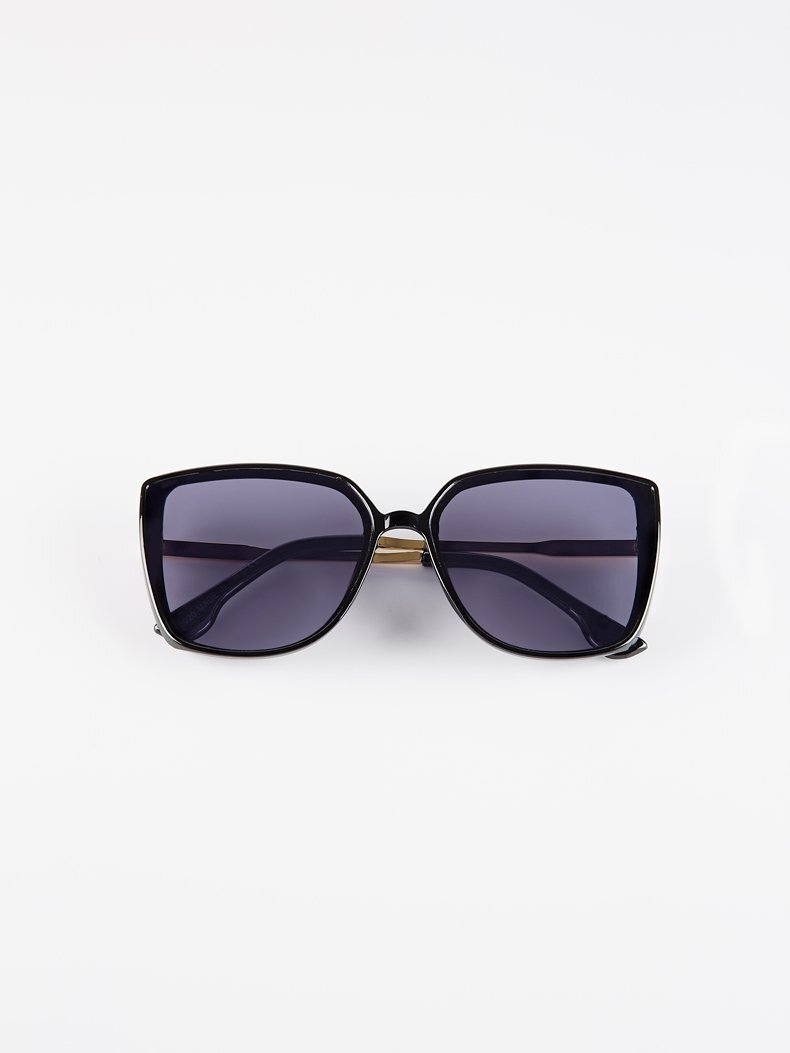 Black Glasses