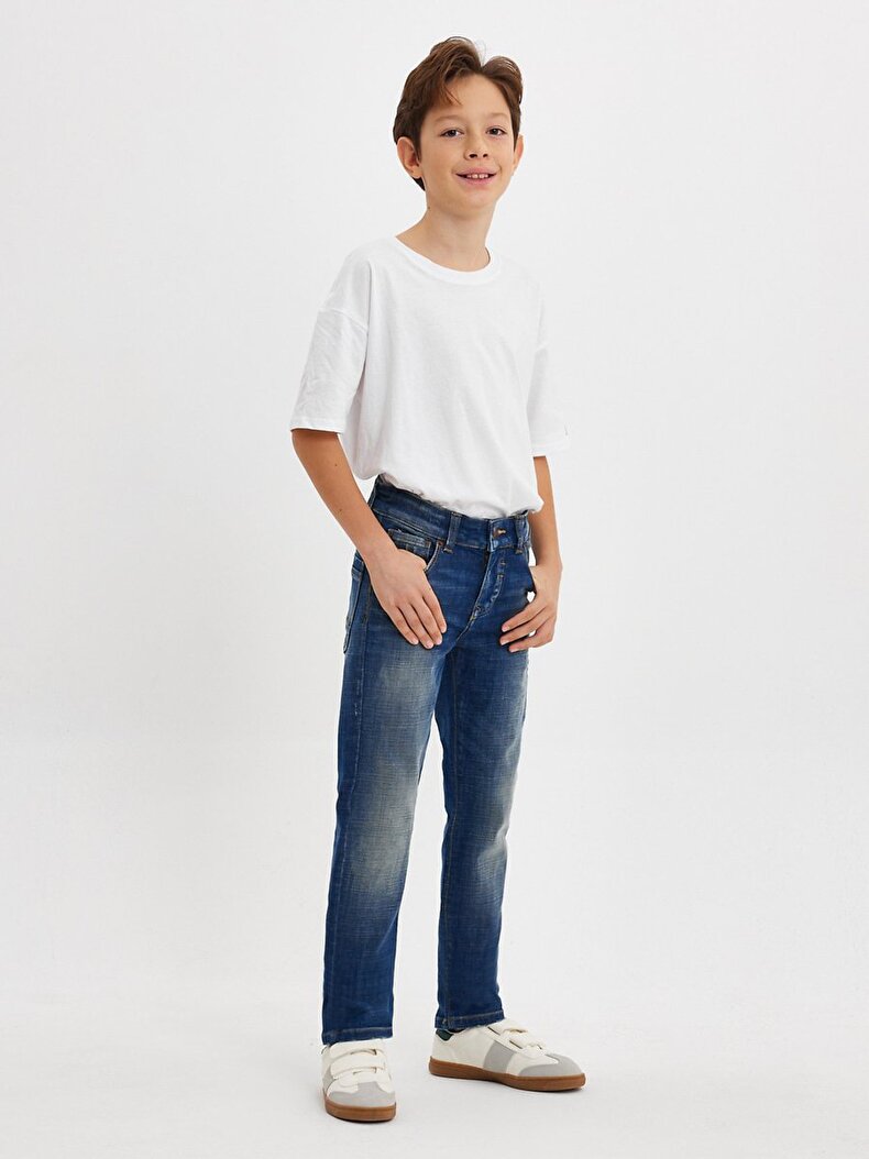 Rafiel B Hosen