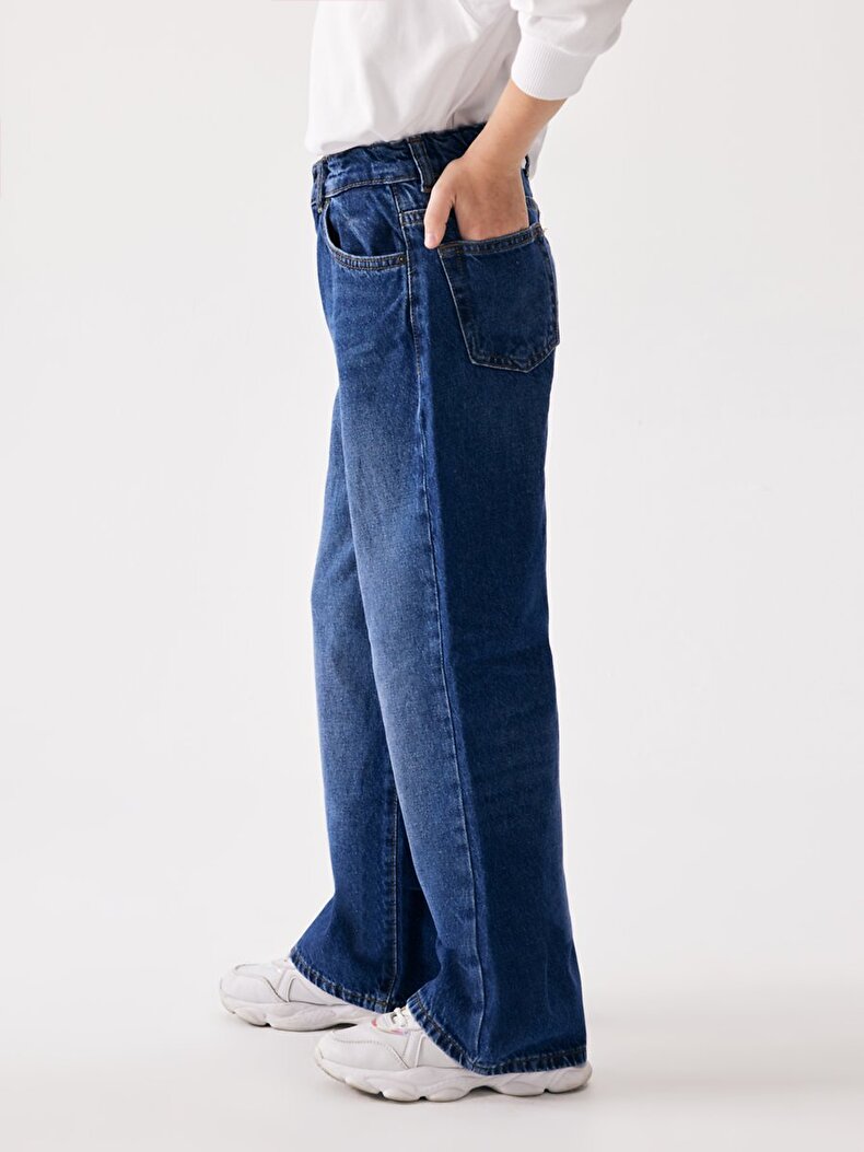Oliana G Jeans
