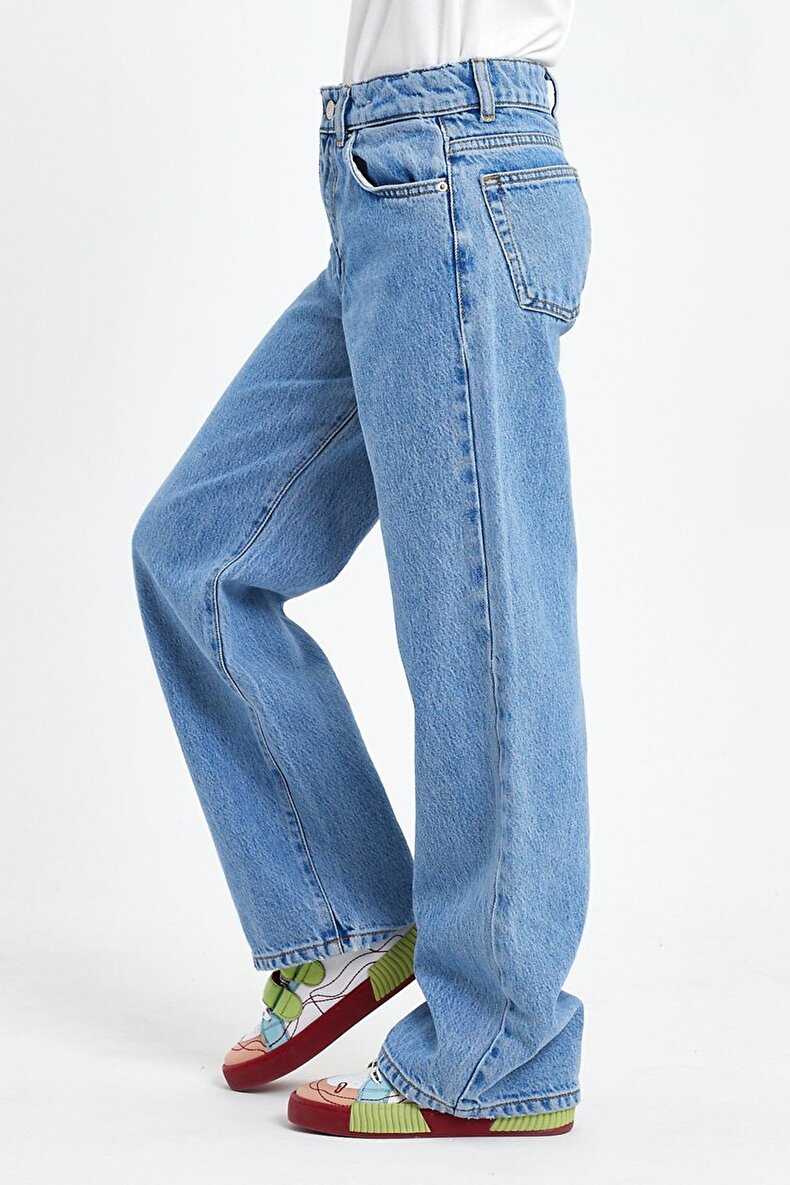 Oliana G Hosen