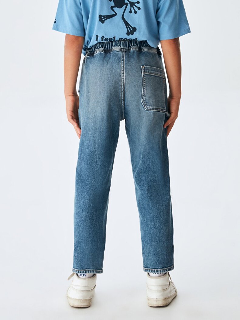 Owino B Hosen