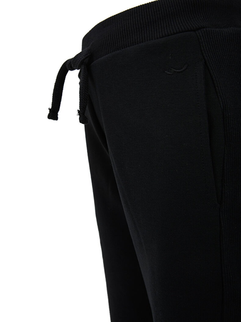 Zwart Suits