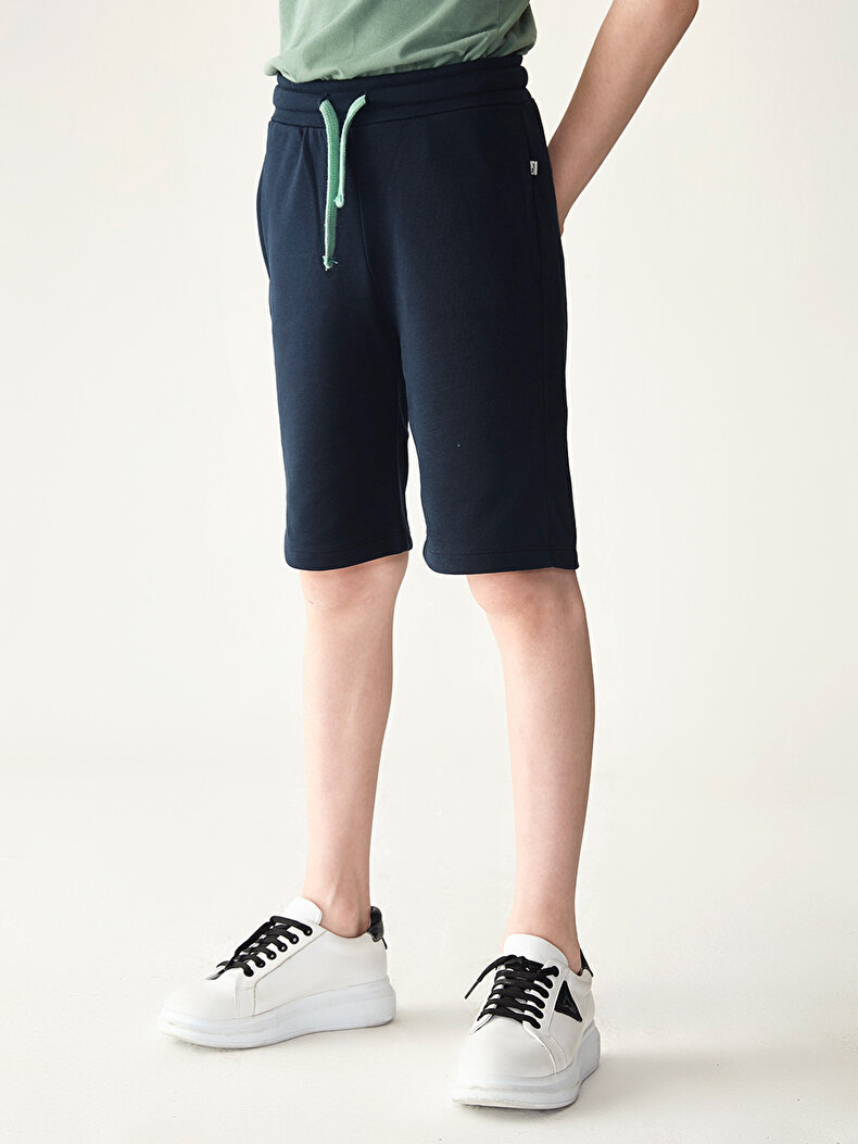 With Pockets Dunkelblau Shorts
