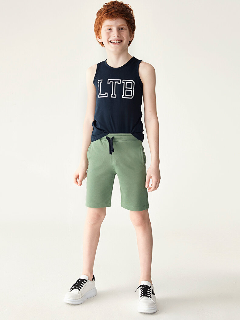 With Pockets Grün Shorts
