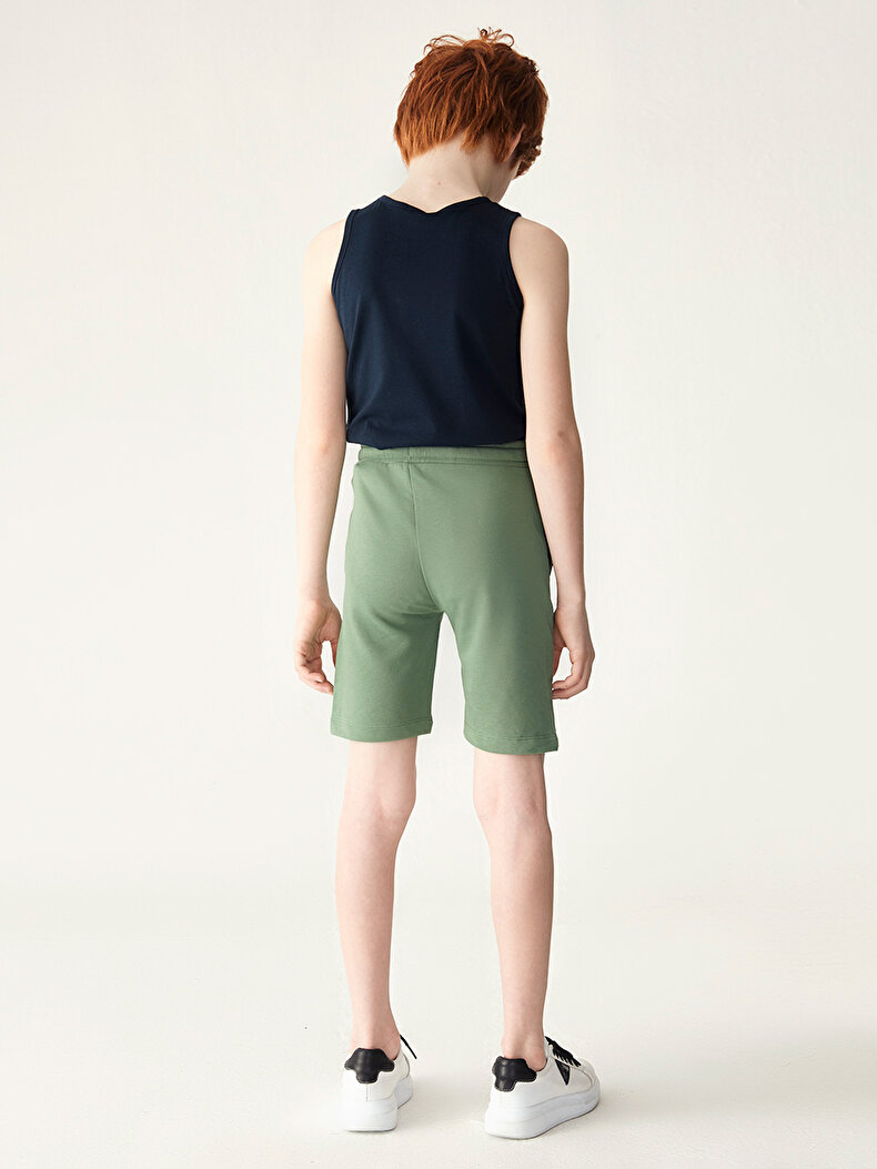 With Pockets Grün Shorts
