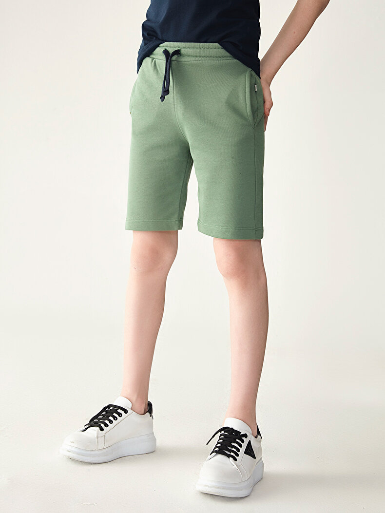 With Pockets Grün Shorts